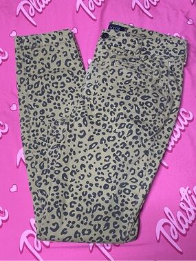 EUC NYDJ Leopard Cheetah Animal Print Straight Leg Petite Pants Jeans Bottoms